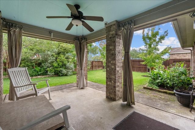 708 Arlington Pointe Drive, League City, TX 77573