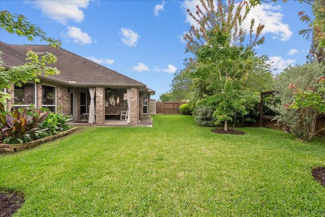 708 Arlington Pointe Drive, League City, TX 77573