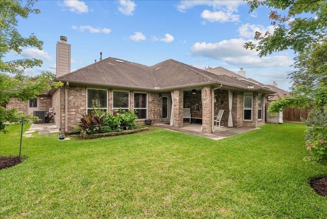 708 Arlington Pointe Drive, League City, TX 77573