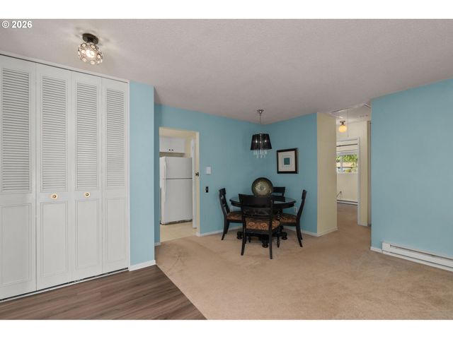 15100 Sw CROWN Dr 6, King City, OR 97224