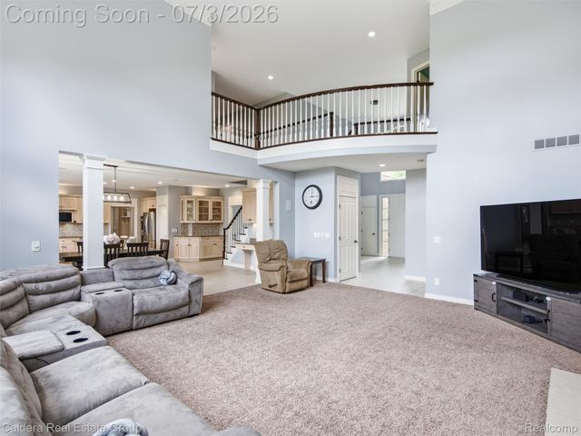 56015 Parkview Drive, Shelby Charter Township, MI 48316