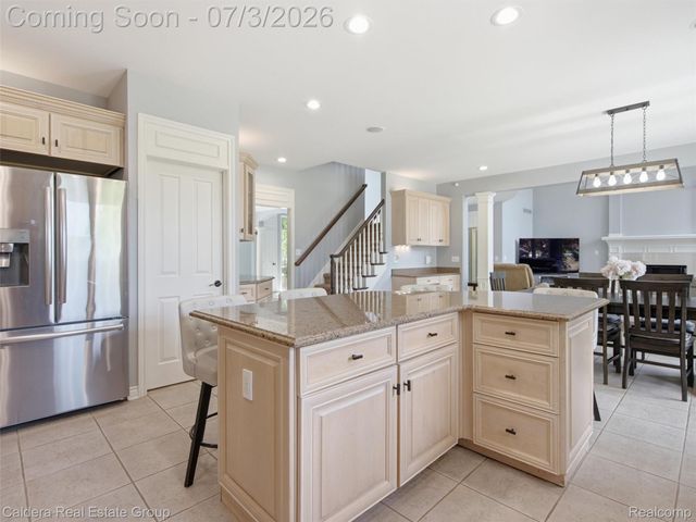 56015 Parkview Drive, Shelby Charter Township, MI 48316