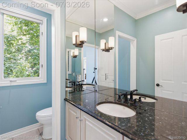 56015 Parkview Drive, Shelby Charter Township, MI 48316