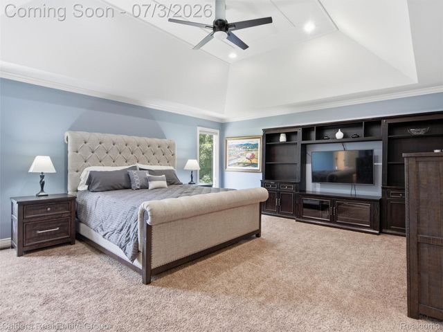 56015 Parkview Drive, Shelby Charter Township, MI 48316
