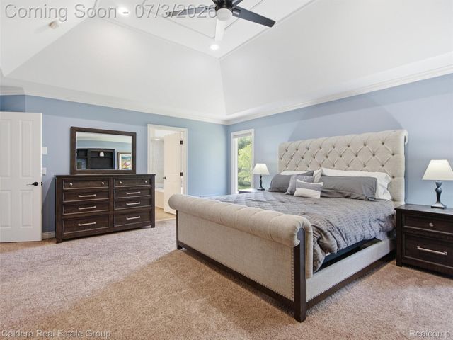 56015 Parkview Drive, Shelby Charter Township, MI 48316
