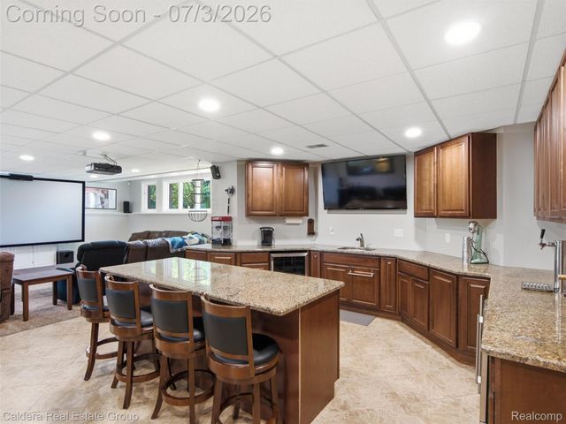 56015 Parkview Drive, Shelby Charter Township, MI 48316