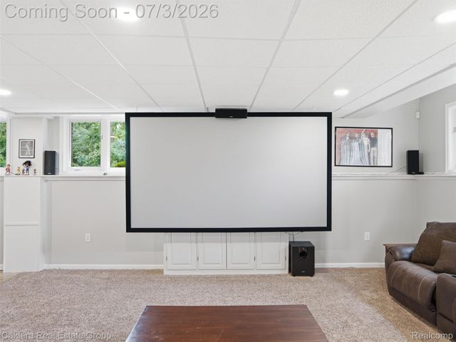56015 Parkview Drive, Shelby Charter Township, MI 48316