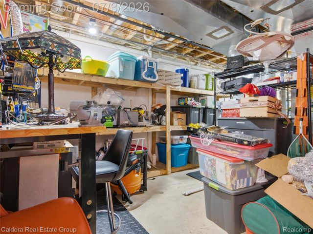 56015 Parkview Drive, Shelby Charter Township, MI 48316