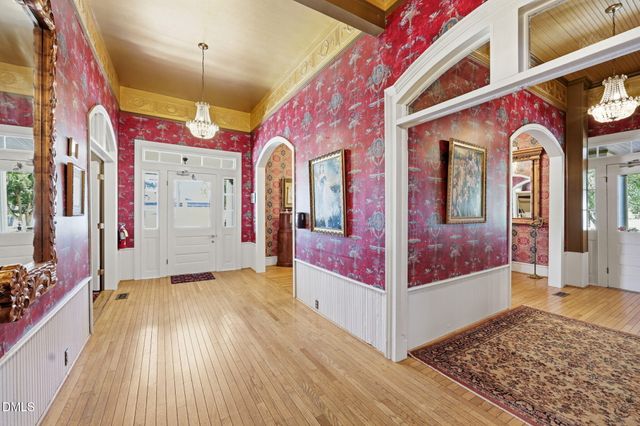 201 E Hill Street, Benson, NC 27504