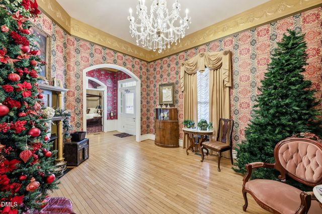 201 E Hill Street, Benson, NC 27504