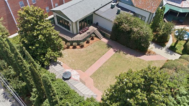 201 E Hill Street, Benson, NC 27504