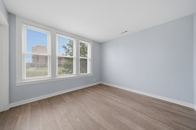 2642 S Sacramento Avenue, Chicago, IL 60623