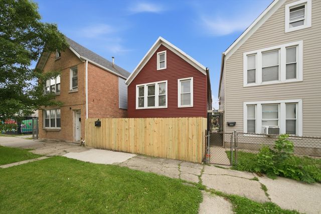 2642 S Sacramento Avenue, Chicago, IL 60623