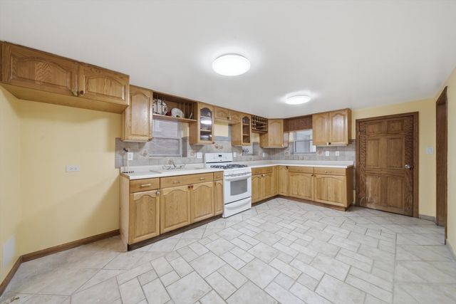 2642 S Sacramento Avenue, Chicago, IL 60623