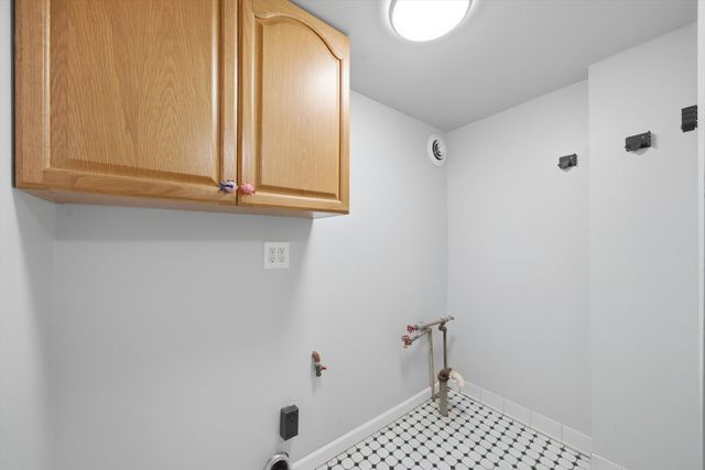 2642 S Sacramento Avenue, Chicago, IL 60623