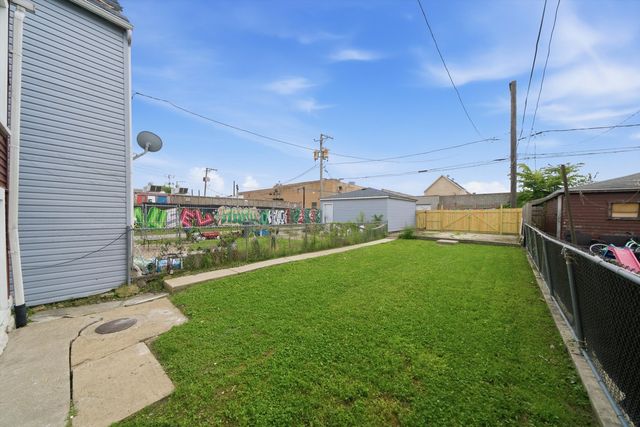2642 S Sacramento Avenue, Chicago, IL 60623