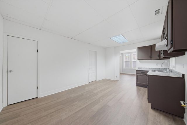 2642 S Sacramento Avenue, Chicago, IL 60623