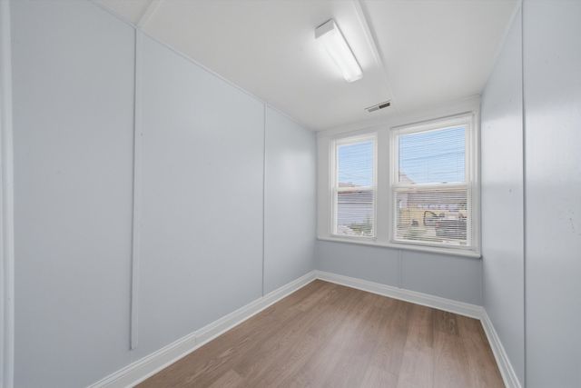 2642 S Sacramento Avenue, Chicago, IL 60623