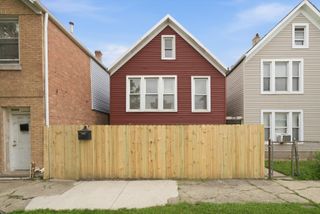 2642 S Sacramento Avenue, Chicago, IL 60623