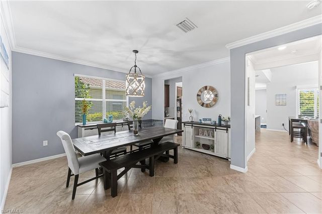 2175 Vermont LN, Naples, FL 34120