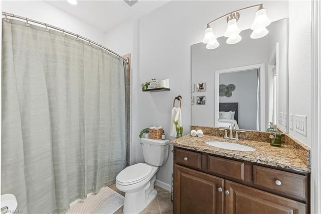 2175 Vermont LN, Naples, FL 34120