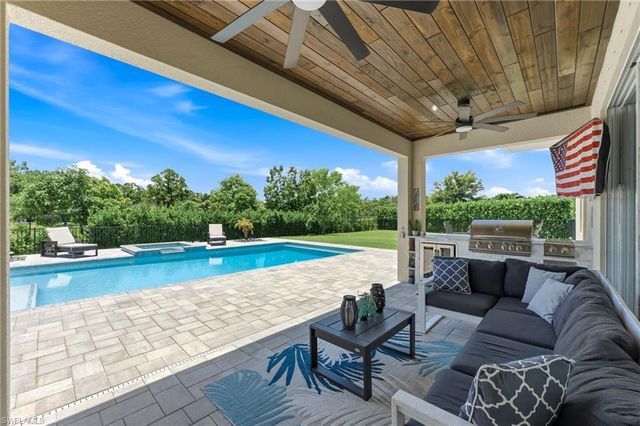 2175 Vermont LN, Naples, FL 34120