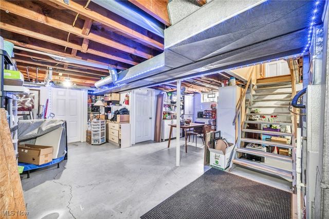 37865 Lorie Boulevard, Avon, OH 44011