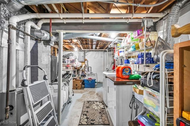 37865 Lorie Boulevard, Avon, OH 44011