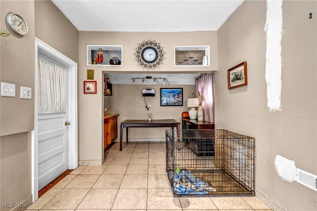 37865 Lorie Boulevard, Avon, OH 44011