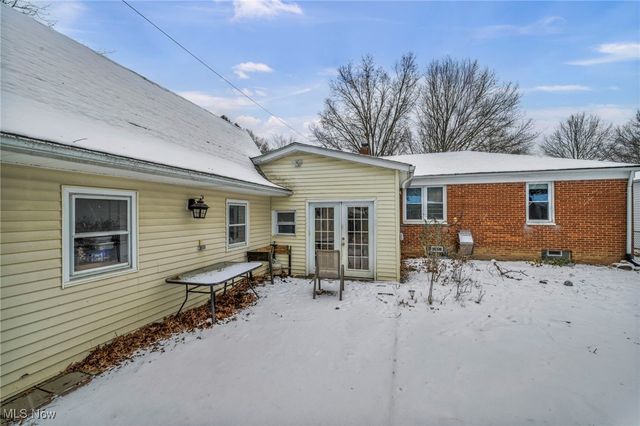 37865 Lorie Boulevard, Avon, OH 44011