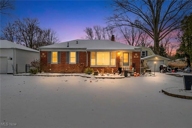 37865 Lorie Boulevard, Avon, OH 44011