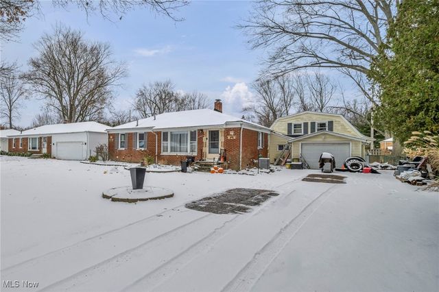 37865 Lorie Boulevard, Avon, OH 44011