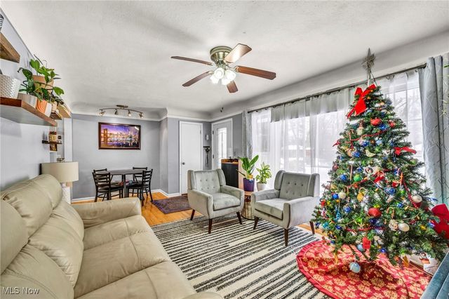 37865 Lorie Boulevard, Avon, OH 44011