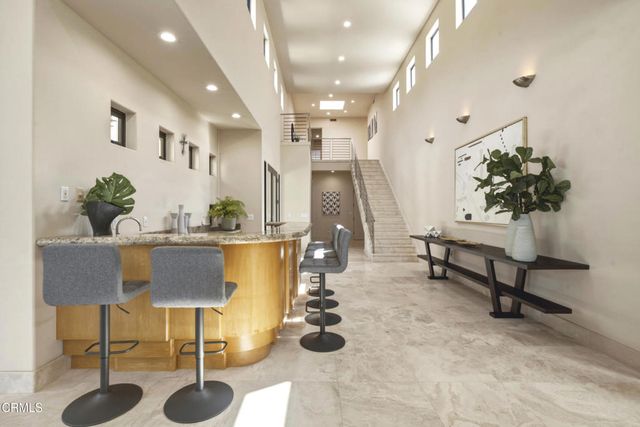 2190 Kinneloa Canyon Road, Pasadena, CA 91107