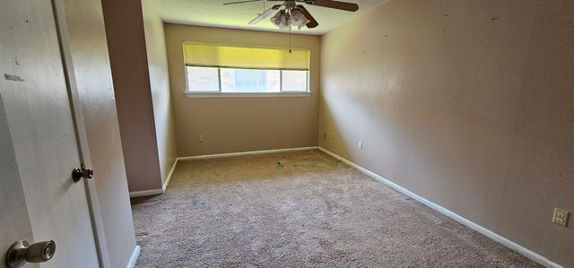 1212 Onstead St, Morgan City, LA 70380