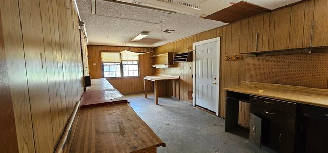 1212 Onstead St, Morgan City, LA 70380