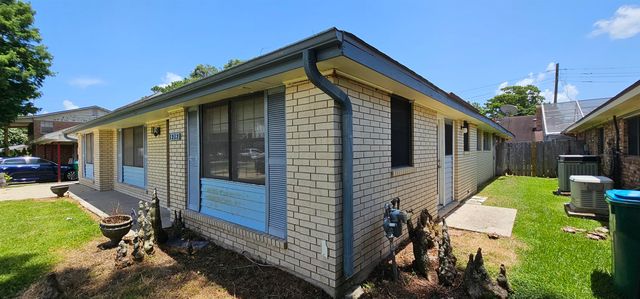 1212 Onstead St, Morgan City, LA 70380