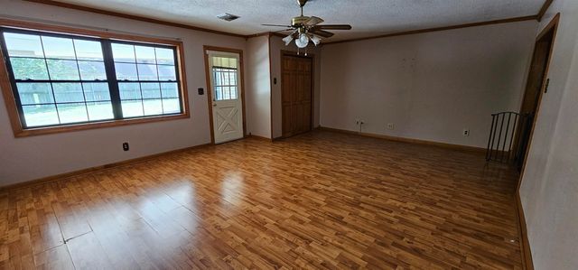 1212 Onstead St, Morgan City, LA 70380