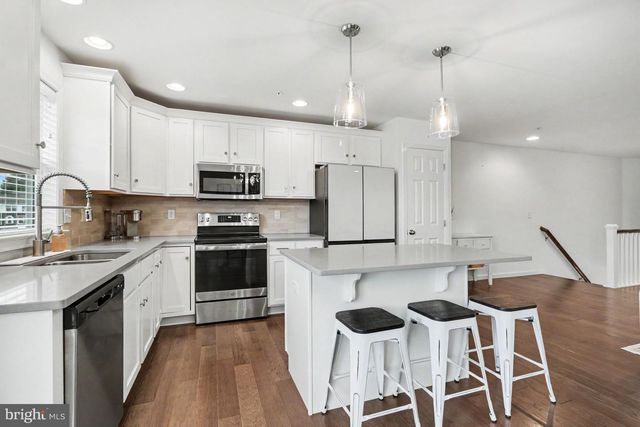 425 MAYAPPLE DR, Annville, PA 17003