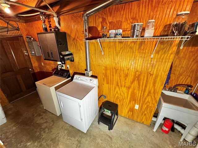 24129 Granite Avenue, Lewistown, MO 63452