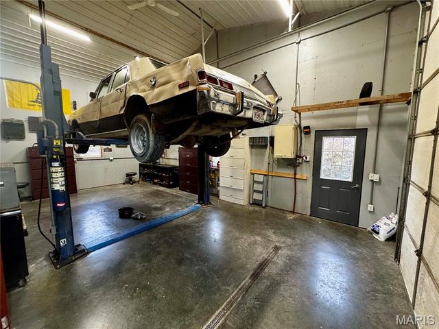 24129 Granite Avenue, Lewistown, MO 63452