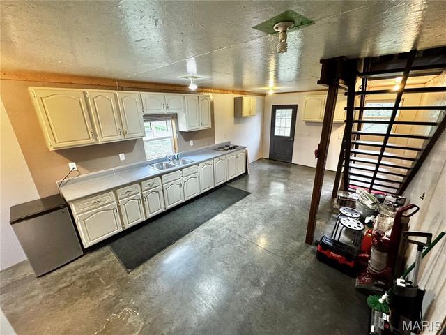 24129 Granite Avenue, Lewistown, MO 63452