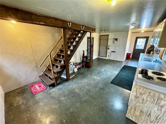 24129 Granite Avenue, Lewistown, MO 63452