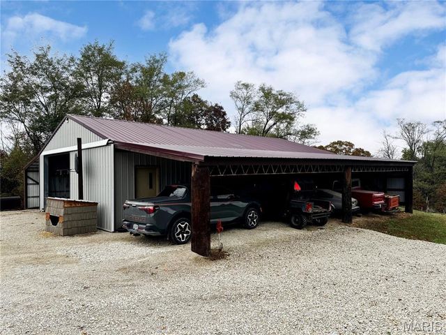 24129 Granite Avenue, Lewistown, MO 63452