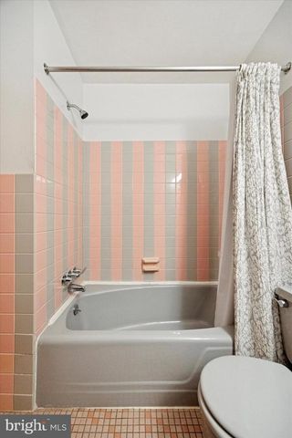 913 WOODSIDE AVE, Secane, PA 19018