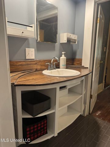 4219 Bellview Avenue, Moss Point, MS 39563