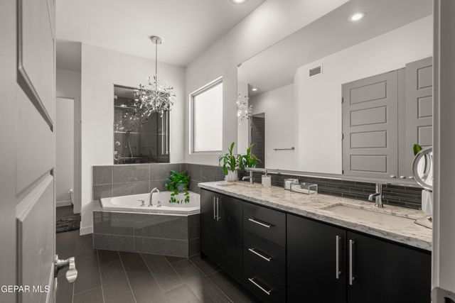 6159 FRANKLIN DOVE Avenue, El Paso, TX 79912