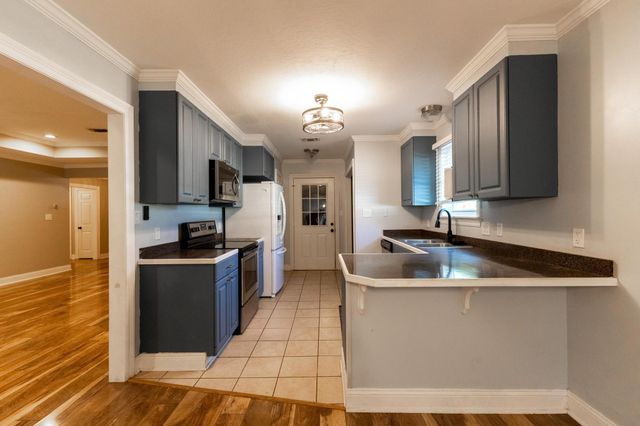 120 Huntington Dr., Hattiesburg, MS 39402