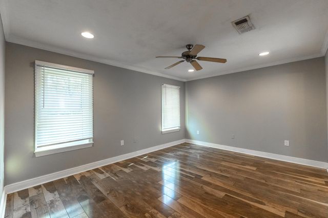 120 Huntington Dr., Hattiesburg, MS 39402