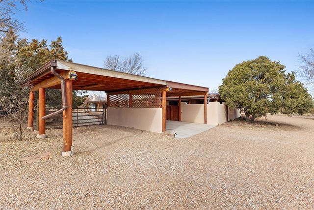 162 Piedra Loop, White Rock, NM 87547